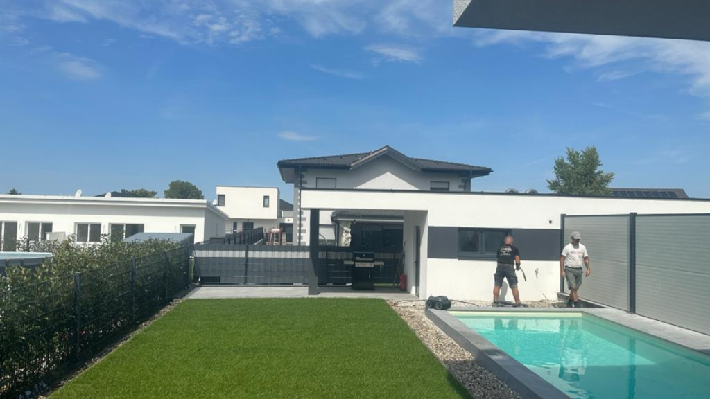 Gallery_Pool_3